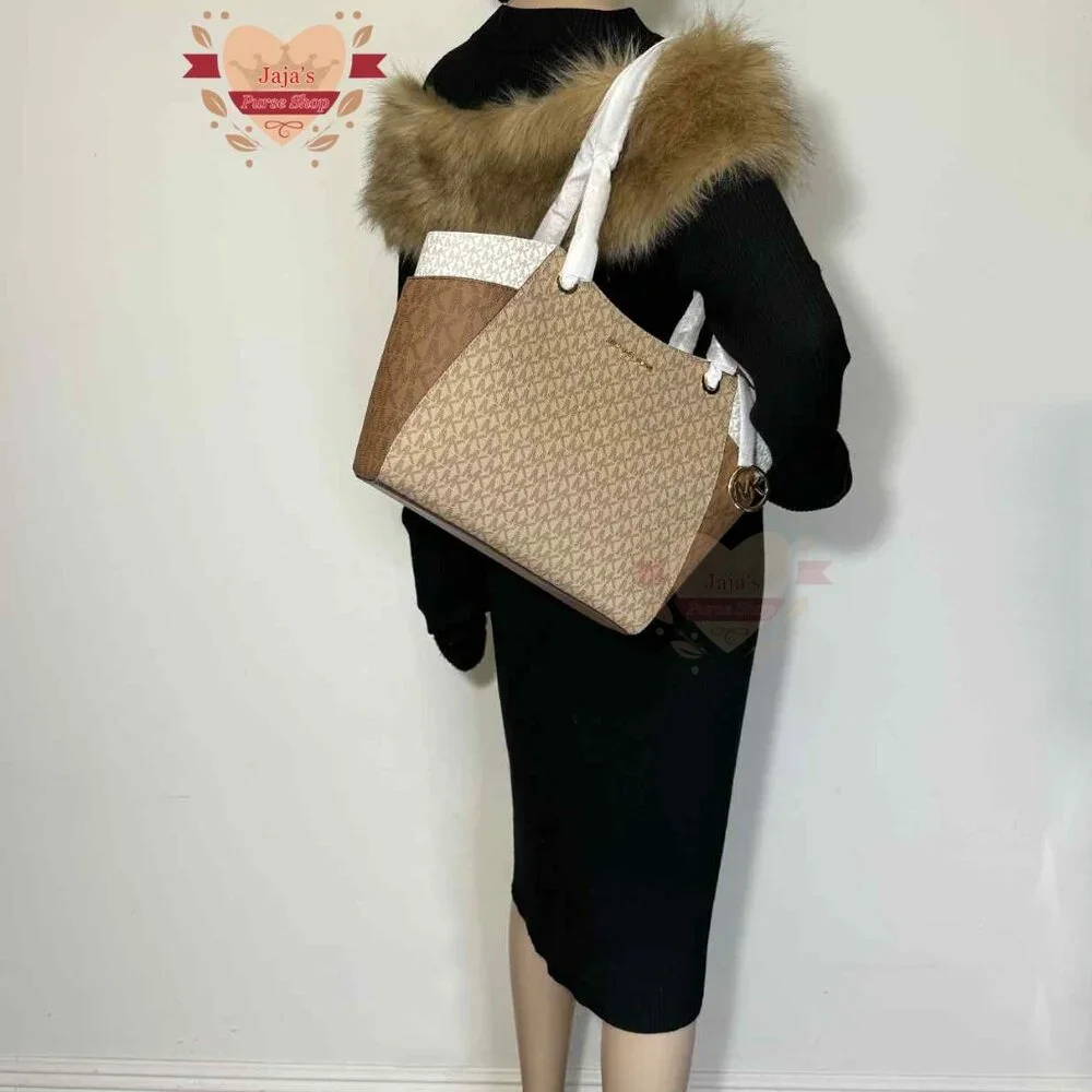 ❤️Michael Kors Signature Trio Color Coated Canvas Purse❤️ - Picture 15 of 17